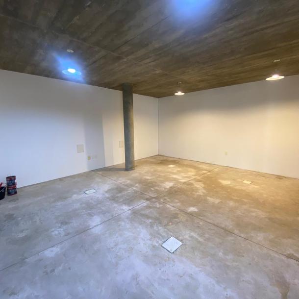 Alquiler de local de 110 m2 en Carrasco-8