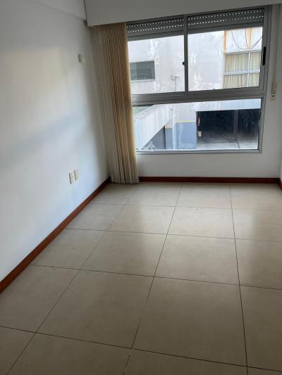 Alquiler apto Puerto del Buceo