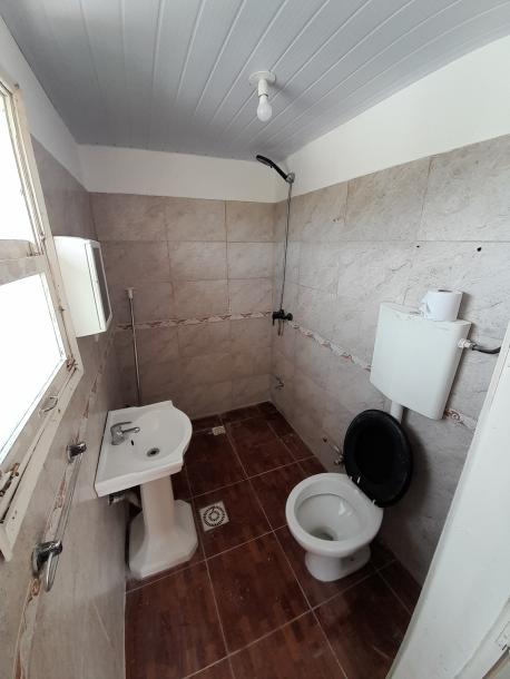 SE ALQUILA APARTAMENTO DE 2 DORMITORIOS - PUNTA DE RIELES-5