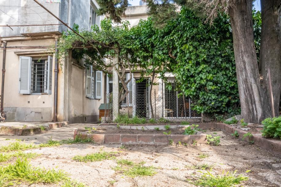 SE VENDE CASA EN PH DE 3 DORMITORIOS EN LA UNIÓN, A METROS DE 8 DE OCTUBRE.-18