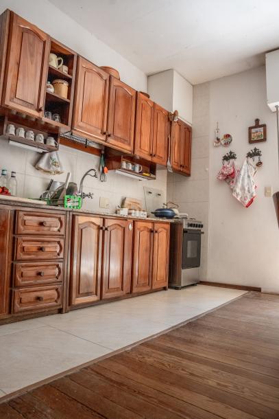 SE VENDE CASA EN PH DE 3 DORMITORIOS EN LA UNIÓN, A METROS DE 8 DE OCTUBRE.-6