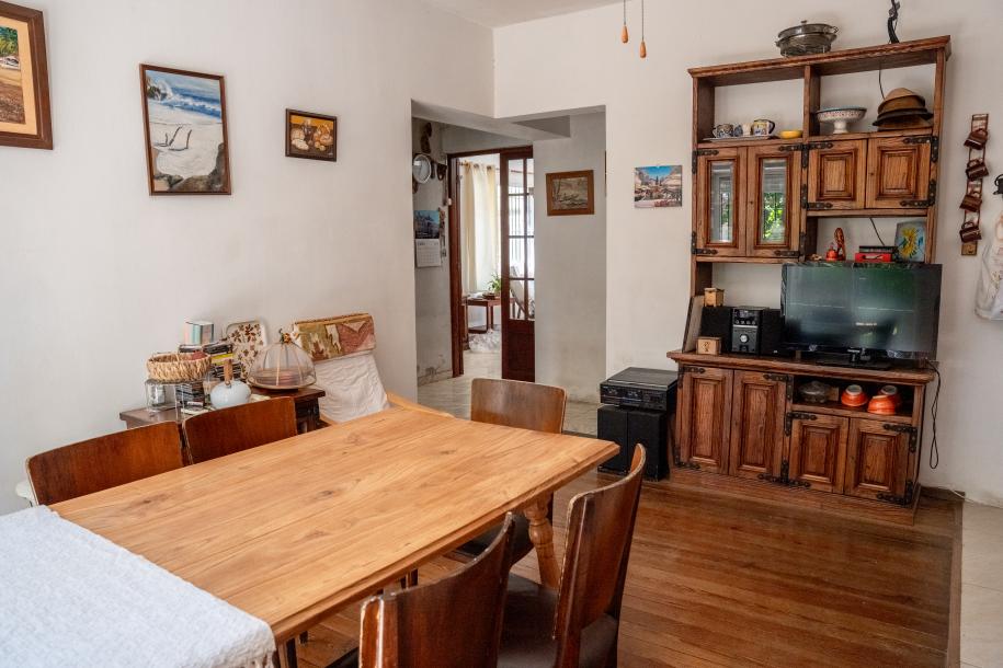 SE VENDE CASA EN PH DE 3 DORMITORIOS EN LA UNIÓN, A METROS DE 8 DE OCTUBRE.-5