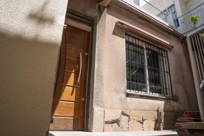 SE VENDE CASA EN PH DE 3 DORMITORIOS EN LA UNIÓN, A METROS DE 8 DE OCTUBRE.