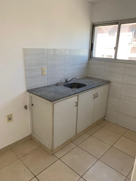 SE ALQUILA APARTAMENTO DE 2 HABITACIONES - TRES CRUCES-8