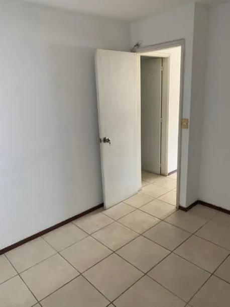 SE ALQUILA APARTAMENTO EN TRES CRUCES-5