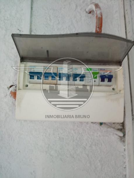 SE VENDE CASA 2 DORMITORIOS-JARDINES DEL HIPODROMO-17