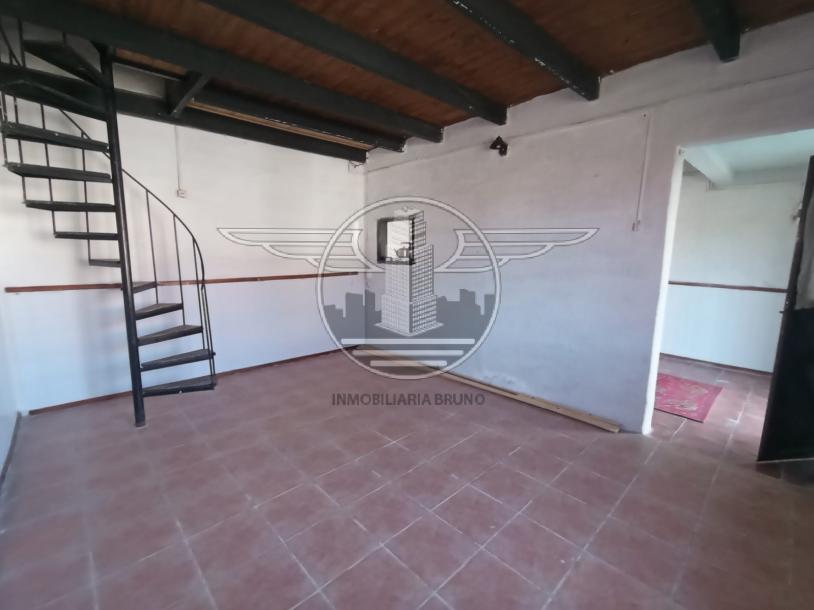 SE VENDE CASA 2 DORMITORIOS-JARDINES DEL HIPODROMO-11