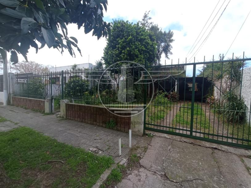 SE VENDE 2 PROPIEDADES EN UN MISMO PADRÒN-1