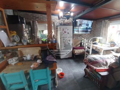 SE VENDE 2 PROPIEDADES EN UN MISMO PADRÒN