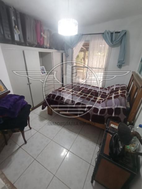 SE VENDE 2 PROPIEDADES EN UN MISMO PADRÒN-19