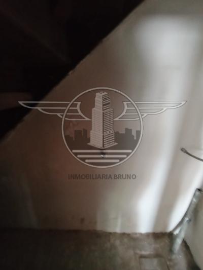 SE VENDE CASA DE 2 DORMITORIOS