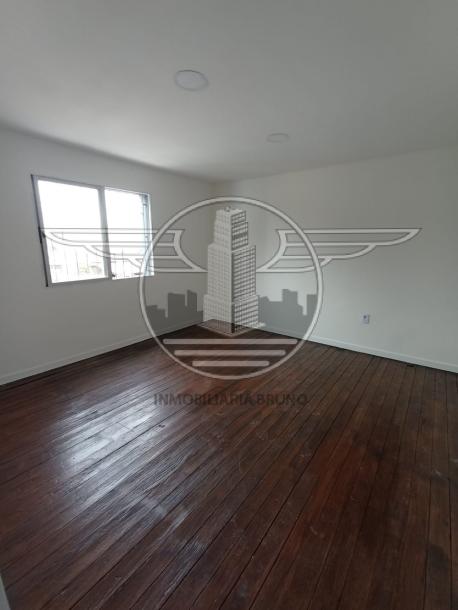 SE VENDE CASA DE 2 DORMITORIOS-12