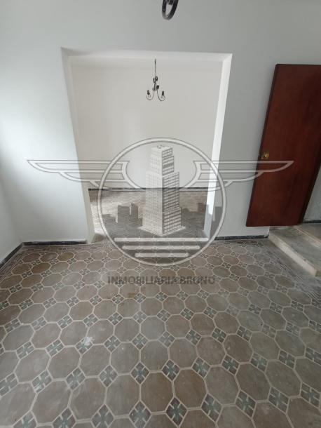 SE VENDE CASA DE 2 DORMITORIOS-6