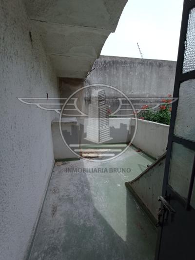 SE VENDE CASA DE 2 DORMITORIOS