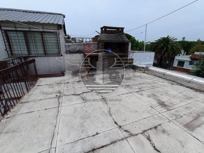 SE VENDE CASA DE 2 DORMITORIOS