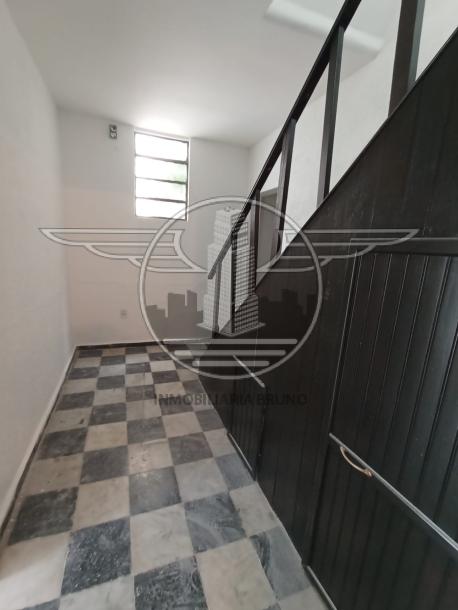 SE VENDE CASA DE 2 DORMITORIOS-8