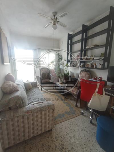 SE VENDE CASA DE 2 DORMITORIOS - PIEDRAS BLANCAS