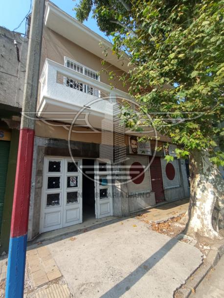 SE VENDE APARTAMENTO DE 2 DORMITORIOS - LA COMERCIAL-1