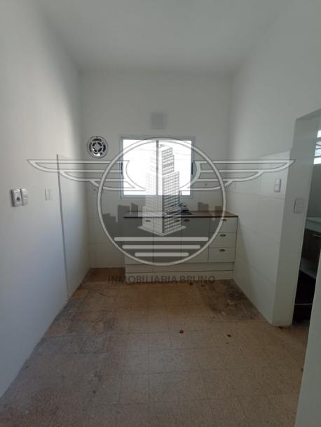 SE VENDE APARTAMENTO DE 2 DORMITORIOS - LA COMERCIAL-3
