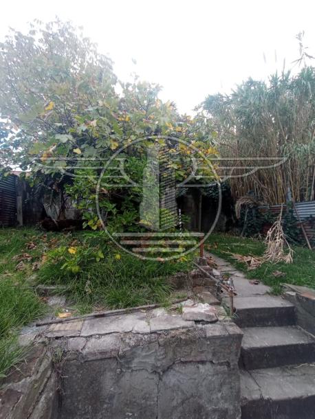 SE VENDE CASA DE 2 DORMITORIOS - BUCEO-1