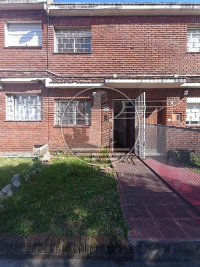 SE VENDE CASA DE 2 DORMITORIOS - LA UNION