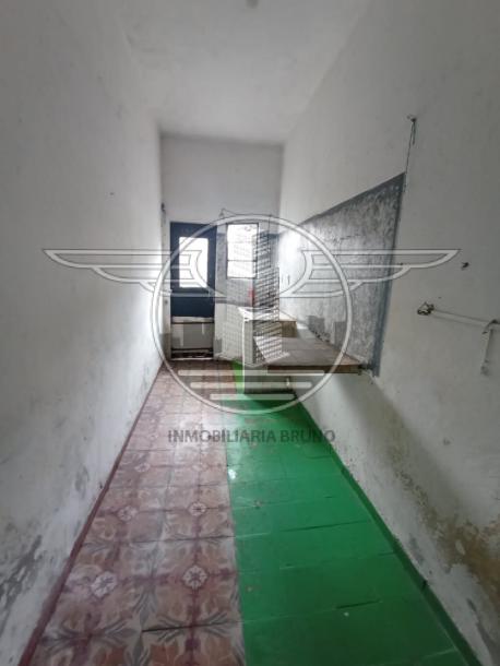 SE VENDEN 3 CASAS Y COCHERA EN UN MISMO PADRÓN-35