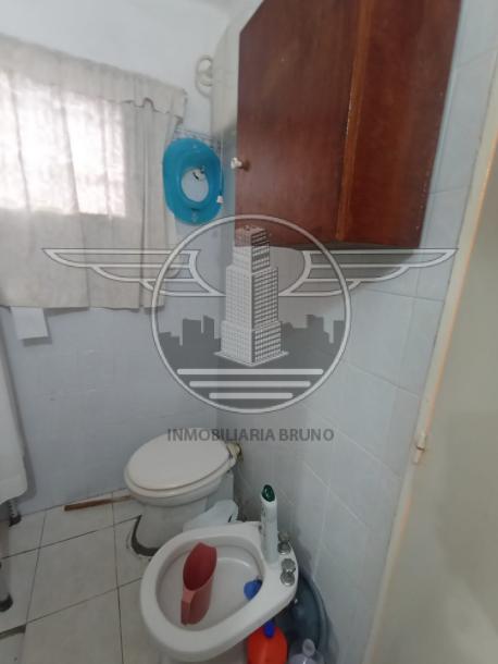 SE VENDEN 3 CASAS Y COCHERA EN UN MISMO PADRÓN-31