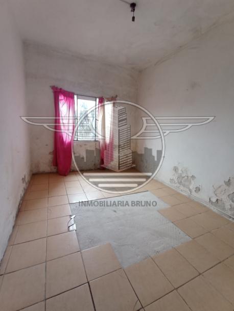 SE VENDEN 3 CASAS Y COCHERA EN UN MISMO PADRÓN-25