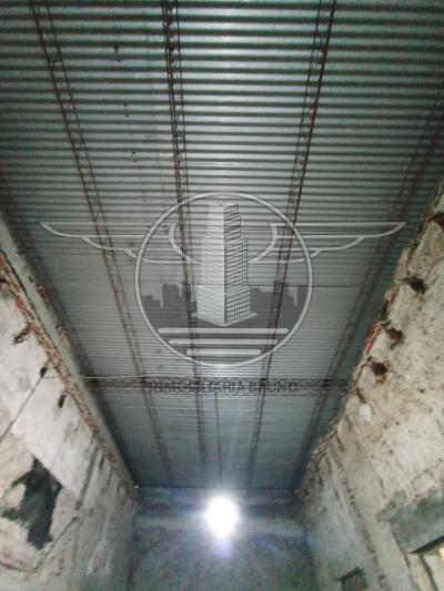 SE VENDE TERRENO CON MEJORAS EN FLOR DE MAROÑAS