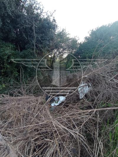SE VENDE TERRENO CON MEJORAS EN FLOR DE MAROÑAS