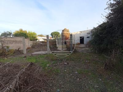 SE VENDE TERRENO CON MEJORAS EN FLOR DE MAROÑAS