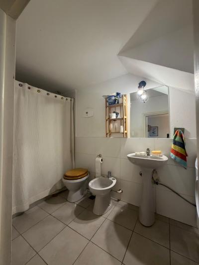 SE VENDE HERMOSA CASA 4 DORMITORIOS EN MALVIN