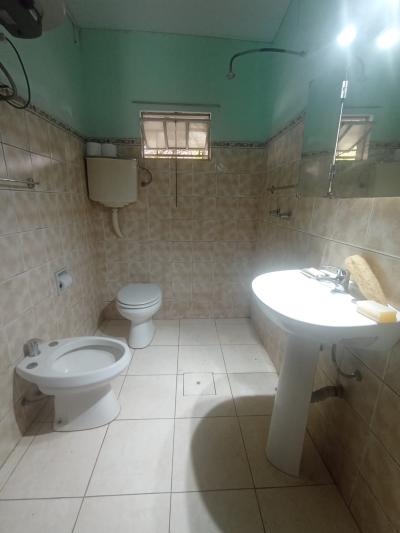 SE VENDE CASA DE 2 DORMITORIOS - MAROÑAS