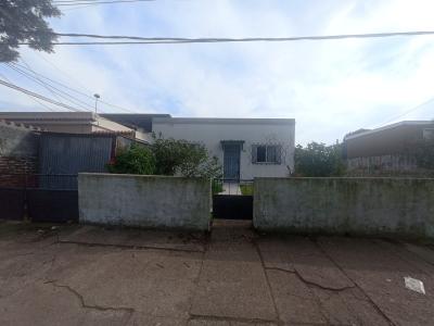 SE VENDE CASA DE 2 DORMITORIOS - MAROÑAS