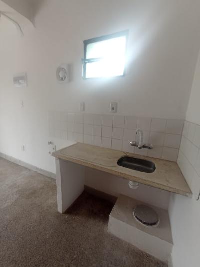 SE ALQUILA CASA DE UN DORMITORIO - JARDINES DEL HIPODROMO