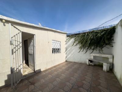 SE VENDE CASA DE 2 DORMITORIOS - FLOR DE MAROÑAS