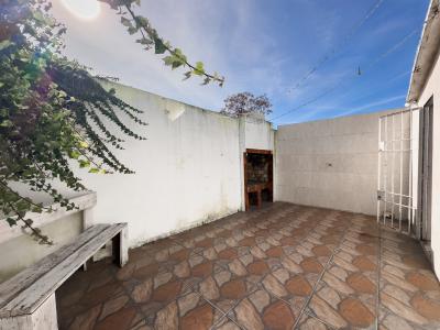 SE VENDE CASA DE 2 DORMITORIOS - FLOR DE MAROÑAS