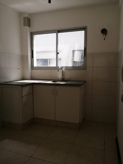 SE ALQUILA APARTAMENTO DE UN DORMITORIO - MALVIN