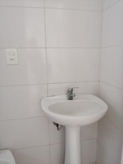 SE ALQUILA APARTAMENTO DE UN DORMITORIO - MALVIN