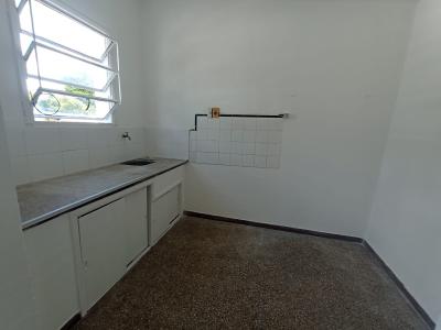 SE ALQUILA APARTAMENTO DE UNA HABITACION - ITUZAINGO