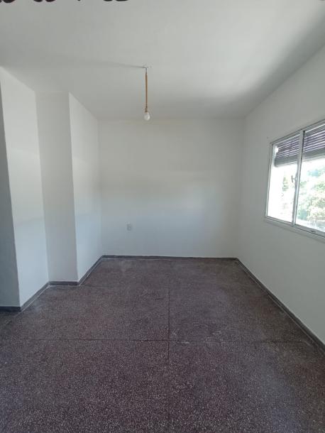 SE ALQUILA APARTAMENTO DE UNA HABITACION - ITUZAINGO-4