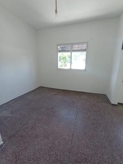 SE ALQUILA APARTAMENTO DE UNA HABITACION - ITUZAINGO