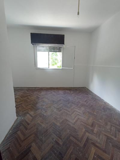 SE ALQUILA APARTAMENTO DE UNA HABITACION - ITUZAINGO