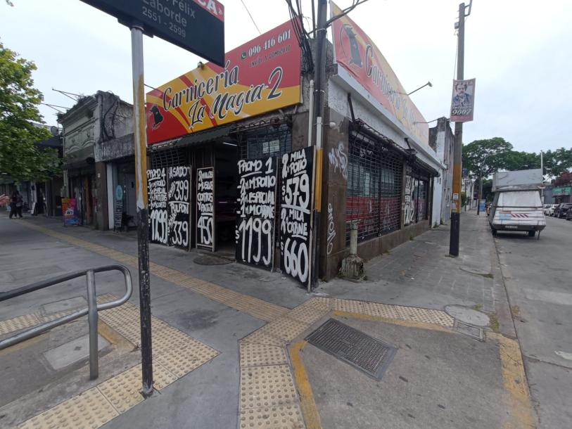 SE VENDE LOCALES COMERCIALES , APARTAMENTO Y DEPOSITO EN LA UNIÓN-3