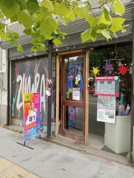 SE VENDE LOCALES COMERCIALES , APARTAMENTO Y DEPOSITO EN LA UNIÓN-1