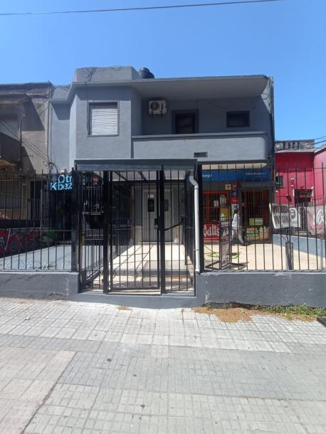 SE VENDE APARTAMENTO EN BUCEO EXCELENTE UBICACIÓN!-1