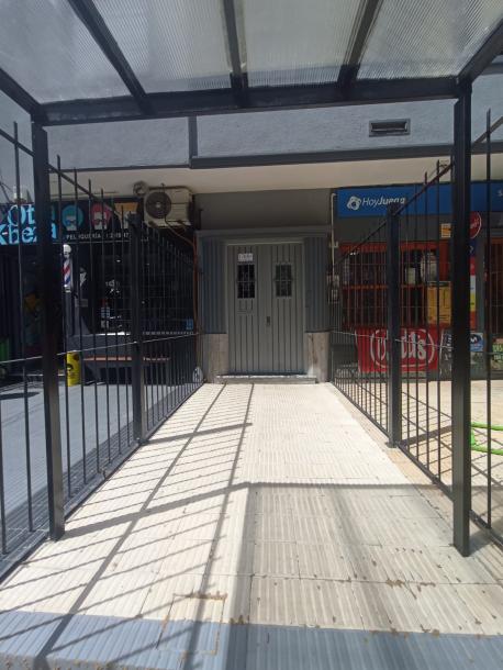 SE VENDE APARTAMENTO EN BUCEO EXCELENTE UBICACIÓN!-2