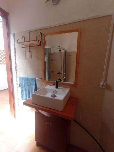 SE ALQUILA APARTAMENTO DE 2 DORMITORIOS - BUCEO