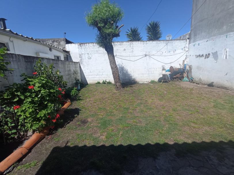 SE VENDE CASA 2 DORMITORIOS EN BARRIO ITUZAINGO-16