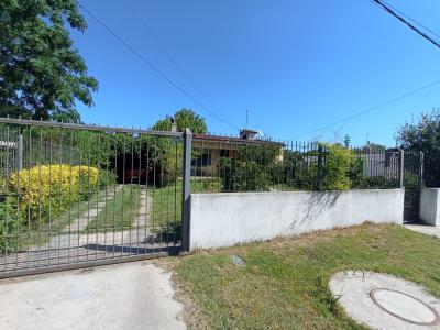 SE VENDE CASA 3 DORMITORIOS EN MANGA